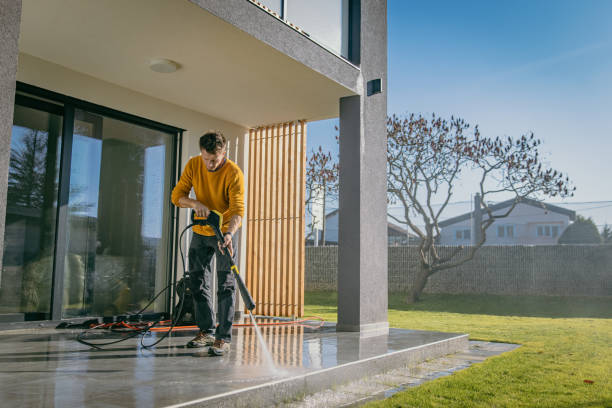 Best Animal Enclosure Cleaning  in Bowie, TX